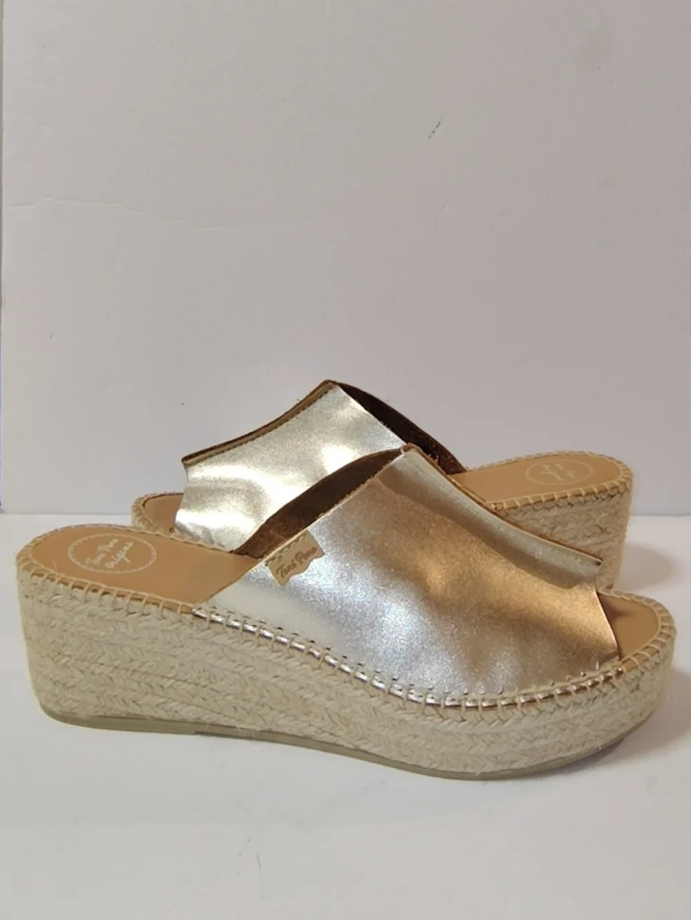 NWOB Toni Pons Ivonne Leather Espadrille Platform Wedge Slide Sandal Platinum 42